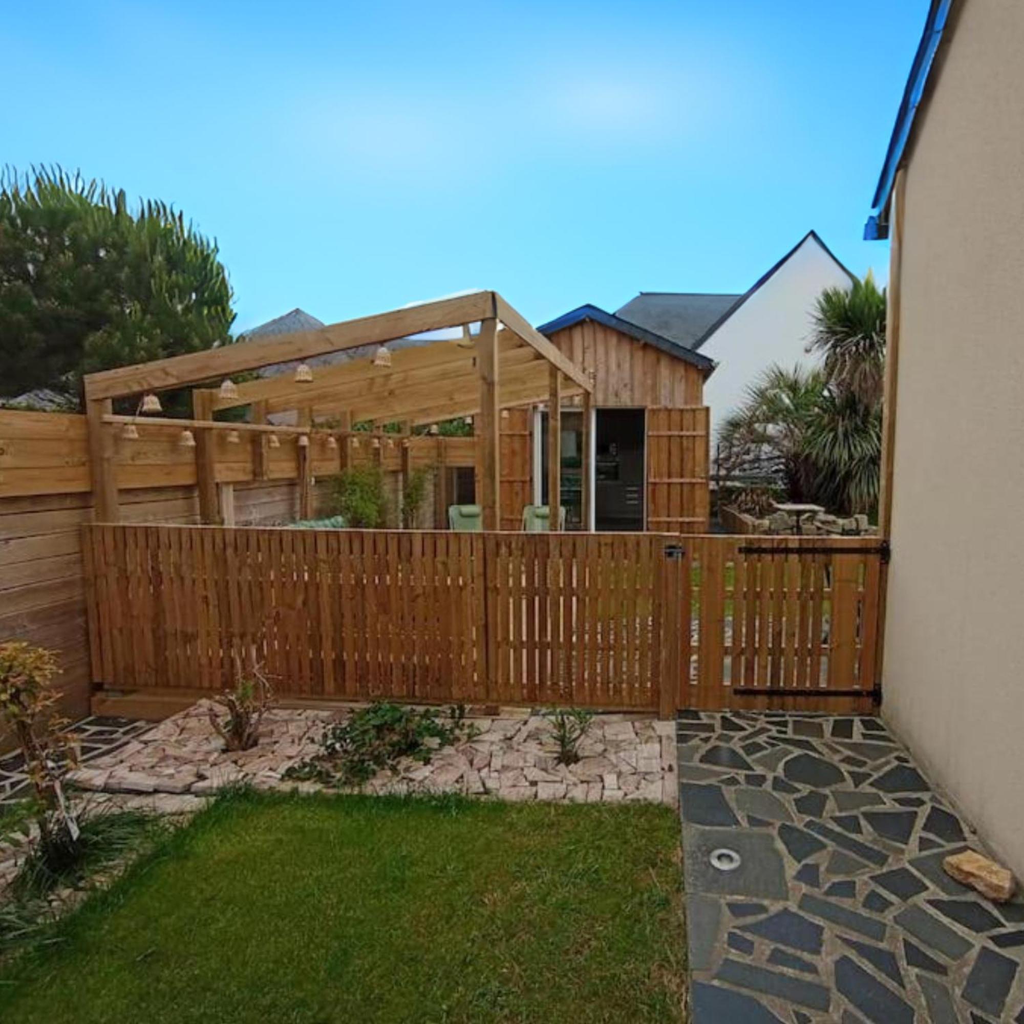 Dans Une Maison Familiale Avec Jardin A 800M De La Plage Bréville-sur-Mer Zewnętrze zdjęcie